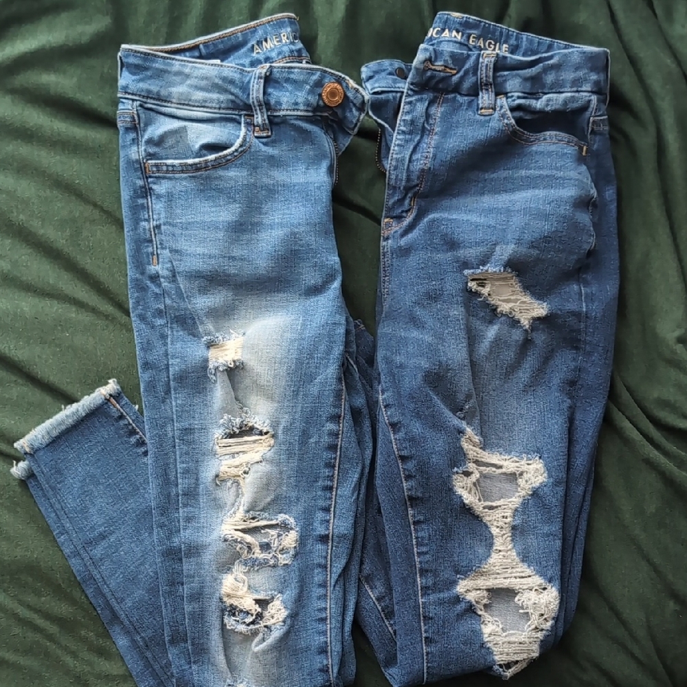 American Eagle Outfitters Blue Distressed Women Jeans